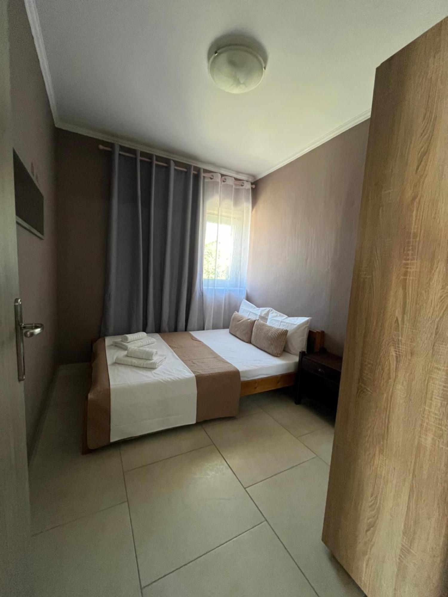 Pandeklare Apartment Принос Екстериор снимка