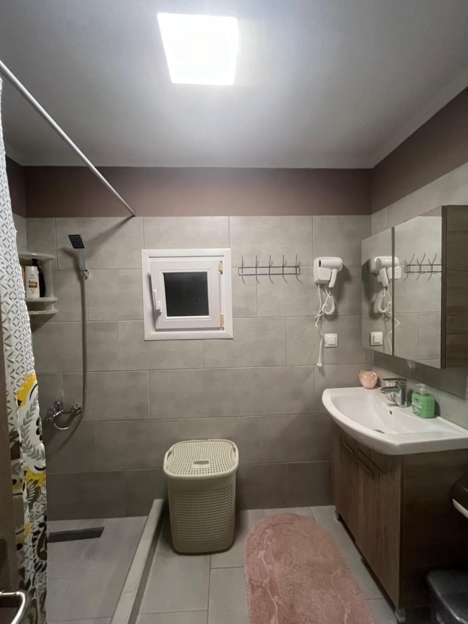 Pandeklare Apartment Принос Екстериор снимка